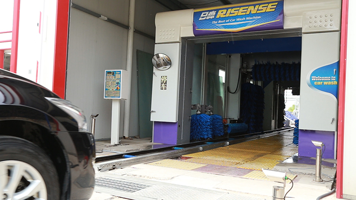 Конвейерные автомойки туннельного типа