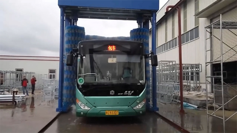 Портальная мойка для грузовых автомобилей и автобусов