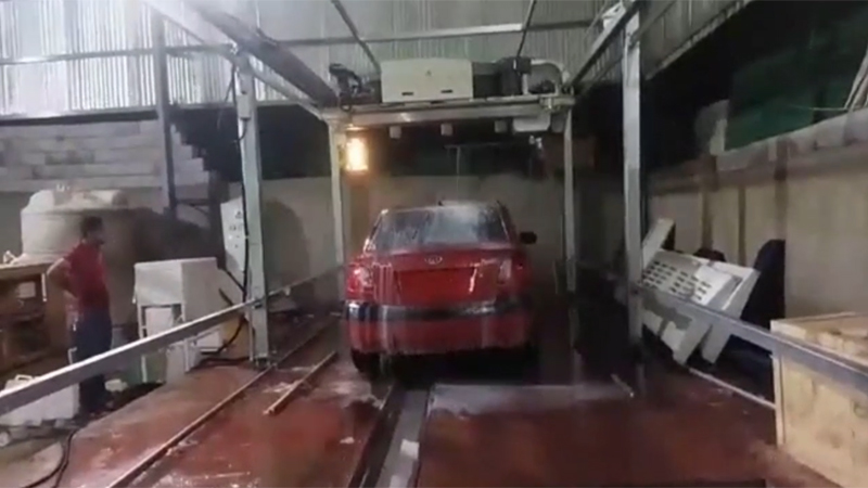 Клиент из Йемена приобрел автомойку aHP-261