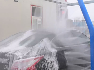 Бесконтактная Г-образная автомойка