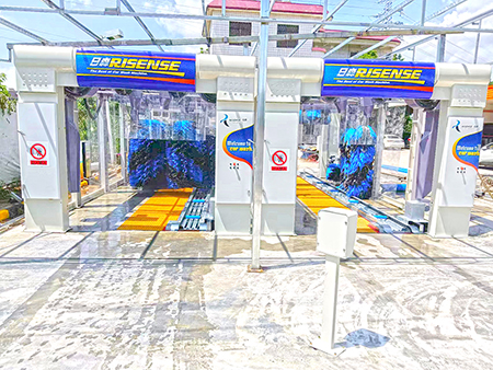 Конвейерная автомойка туннельного типа