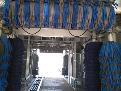 Конвейерная автомойка туннельного типа