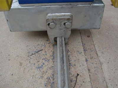 Противопереворотное устройство